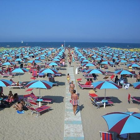 Hr Vapore Gatteo Mare Gatteo a Mare Exterior photo