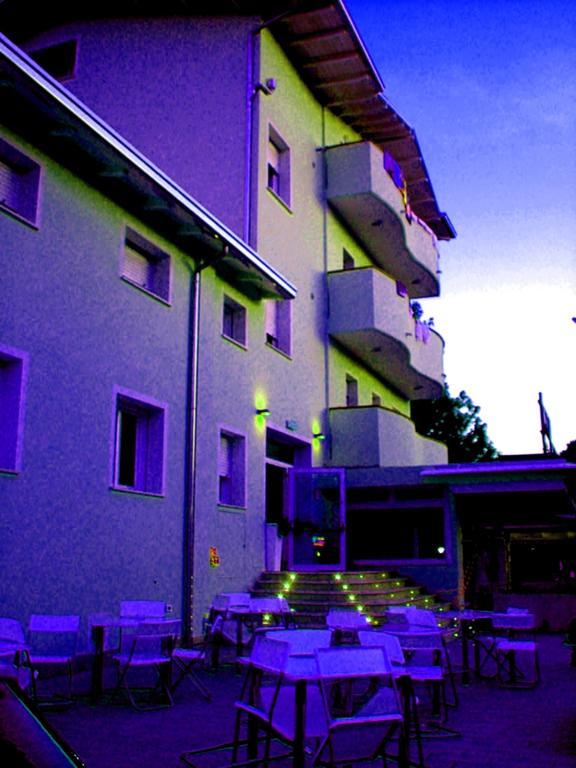 Hr Vapore Gatteo Mare Gatteo a Mare Exterior photo